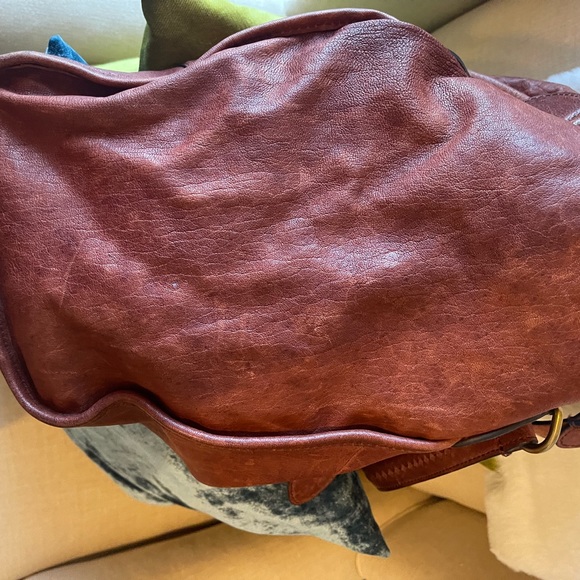 Fyre Hobo Bag - Picture 4 of 9
